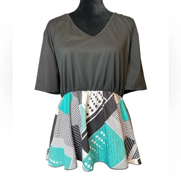 Shein Stylish Black and Teal Women's Top - Picture 1 of 10